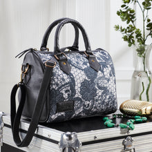 Load image into Gallery viewer, Bliss Speedy- Grey, M-7003